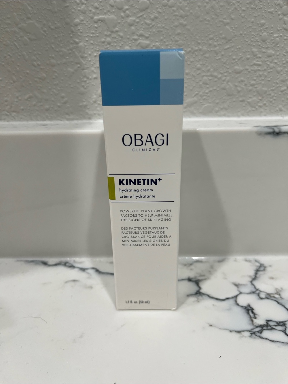 Obagi Kinetin+ Hydrating Cream – Blue, White